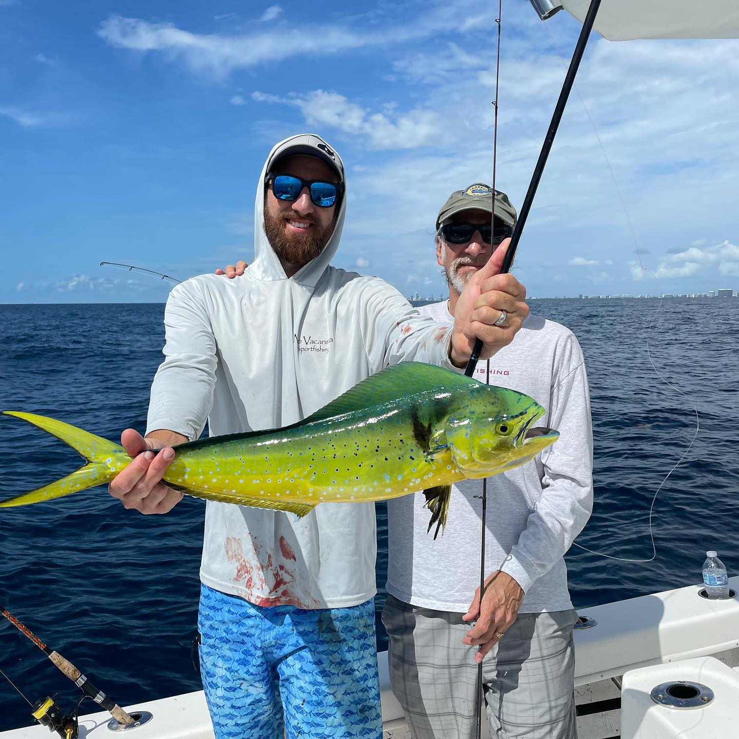 Fun Father’s Day trip with my paps, THE BEST DAD I EVER HAD. My dad crushed the mahis on 10lb spin and had a blast. Our buddy Steve Waters came along too and documented the experience and even caught a couple dolphinfish. #GOHARDFISHING #miamibeach #charterfishing #bloodsplatteranalyst @starbrite_com @captharrysfishingsupply @hookerelectricreels