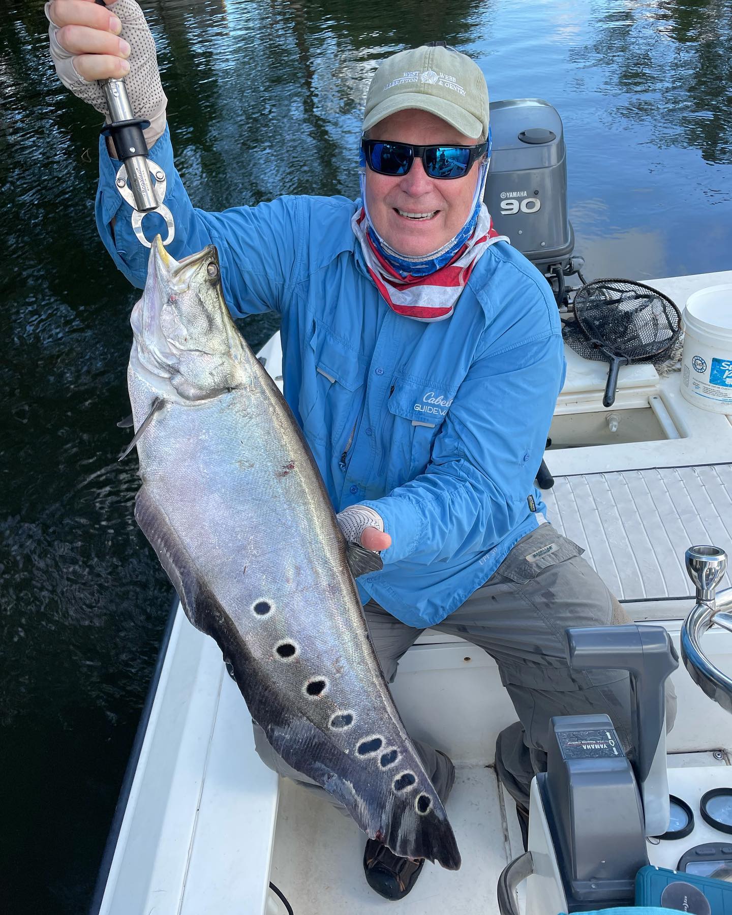 #MAGICCITYSLAM for Chip and Dave today on the second day of their salt/fresh combo trip! They caught a beautiful Clown, Snook, Tarpon, Peacock Bass, Jack Crevalle and lots of excitement. #GOHARDFISHING #miamicharterfishing #miami #miamisluckiestcharterboat @starbrite_com @pennfishing @captharrysfishingsupply